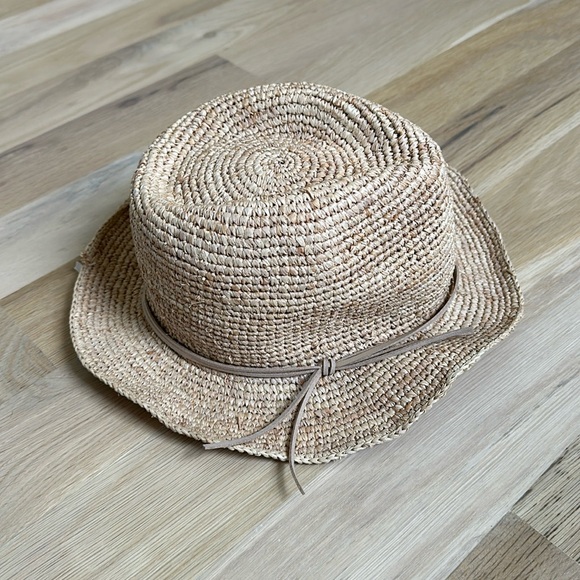 Caslon Hat - Picture 2 of 7